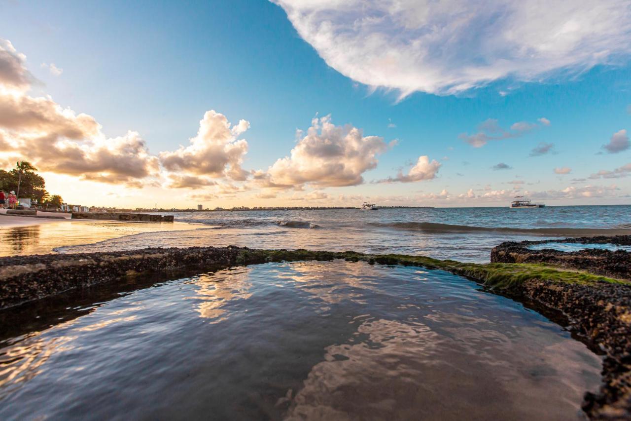 Apartamento Apto Com Jacuzzi Na Beira Mar De No Branco Haus
