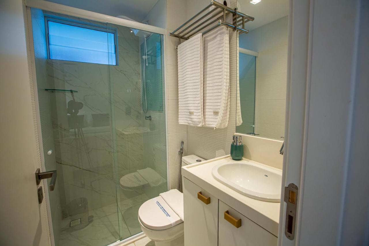 Apartamento Apto Com Jacuzzi Na Beira Mar De No Branco Haus